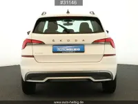 Gebraucht Skoda Kamiq Ambition 110 PS (80 kW) 2023 Weiß SUV