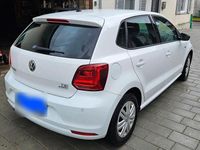 Gebraucht VW Polo Comfortline 90 PS (66 kW) 2015 Weiß Kleinwagen