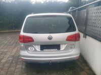 Gebraucht VW Sharan 140 PS (102 kW) 2013 Silber Van / Kleinbus