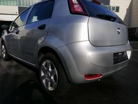 Gebraucht Fiat Punto 78 PS (57 kW) 2012 Silber Kleinwagen