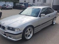 Gebraucht BMW 328 193 PS (141 kW) 1998 Silber Coupé