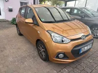 Gebraucht Hyundai i10 Edition 87 PS (63 kW) 2014 Gold Kleinwagen