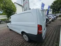 Gebraucht Mercedes Vito 114 PS (83 kW) 2019 Weiss Van