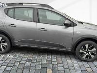 Neu Dacia Sandero Expression 91 PS (66 kW) 2025 Grau Kleinwagen