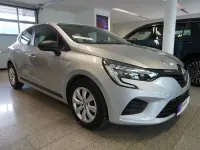 Używany Renault Clio V Life 67 KM (49 kW) 2021 Szary Sedan/Limuzyna