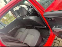 Gebraucht Hyundai i10 69 PS (50 kW) 2012 Rot Kleinwagen
