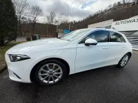Gebraucht Mercedes A180 136 PS (100 kW) 2019 Weiß Limousine
