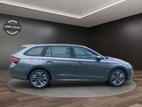 Neu Skoda Octavia Selection 116 PS (85 kW) 2025 Grau Kombi