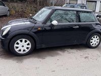 Usado Mini ONE 90 HP (66 kW) 2005 Preto Citadino
