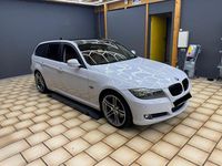 Gebraucht BMW 325 Shadowline 204 PS (150 kW) 2011 Grau Kombi