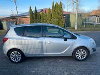 Gebraucht Opel Meriva 120 PS (88 kW) 2012 Silber Van / Kleinbus