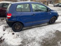 Gebraucht VW Fox Basis 60 PS (44 kW) 2011 Blau Kleinwagen
