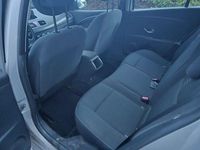 Gebraucht Renault Mégane 110 PS (80 kW) 2011 Silber Limousine