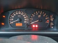 Gebraucht Opel Agila 60 PS (44 kW) 2005 Silber Kleinwagen