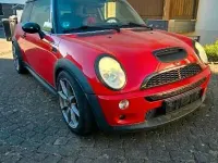 Używany Mini Cooper S 193 KM (141 kW) 2003 Czerwony Hatchback