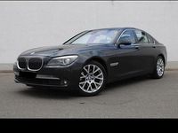 Gebraucht BMW 730 245 PS (180 kW) 2010 Grau Limousine