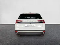 Gebraucht Skoda Kodiaq Selection 150 PS (110 kW) 2024 Moonweiß perleffekt SUV