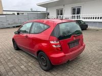 Gebraucht Mercedes A150 95 PS (69 kW) 2008 Rot Kleinwagen