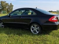 Gebraucht Mercedes CLK200 Avantgarde 184 PS (135 kW) 2007 Schwarz Coupé