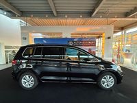 Gebraucht VW Touran Highline 150 PS (110 kW) 2025 Schwarz Van / Kleinbus