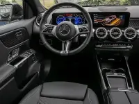 Gebraucht Mercedes EQB300 Advanced 167 kW (228 PS) 2025 Schwarz SUV