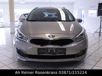 Gebraucht Kia Ceed Sportswagon 120 PS (88 kW) 2016 Silber Kombi