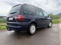 Gebraucht VW Sharan Trendline 150 PS (110 kW) 2010 Blau Van / Kleinbus