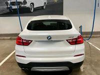 gebraucht BMW X4 X-Drive 28i Checkheft gepflegt