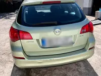 Gebraucht Opel Astra 110 PS (80 kW) 2010 Grün Kombi