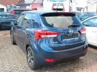 Gebraucht Hyundai ix20 Space 125 PS (91 kW) 2018 Blau Kleinwagen