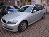 Gebraucht BMW 318 143 PS (105 kW) 2012 Lich silber Kombi