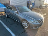 Gebraucht Mercedes E200 Avantgarde 131 PS (96 kW) 2012 Grau Limousine