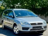 Gebraucht Ford Focus 100 PS (73 kW) 2005 Silber Kombi