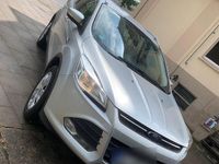 Gebraucht Ford Kuga 150 PS (110 kW) 2015 Silber SUV