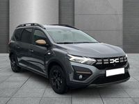 Neu Dacia Jogger Extreme 141 PS (103 kW) 2025 Grau Van / Kleinbus