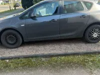 Gebraucht Opel Astra 122 PS (89 kW) 2012 Grau Limousine