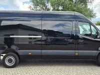 Gebraucht Mercedes Sprinter 170 PS (125 kW) 2025 Schwarz Van