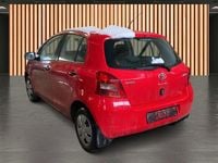 Gebraucht Toyota Yaris Basis 69 PS (50 kW) 2008 Rot super red 5 Kleinwagen