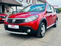 Gebraucht Dacia Sandero Stepway 85 PS (62 kW) 2013 Rot SUV