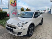 Neu Fiat 600 110 PS (80 kW) 2025 Beige Limousine