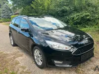 Gebraucht Ford Focus 125 PS (91 kW) 2018 Schwarz Kombi