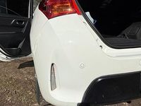 Gebraucht Toyota Auris 96 PS (70 kW) 2014 Weiß Limousine