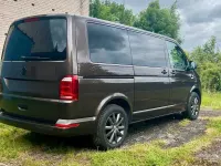 Gebraucht VW Multivan 150 PS (110 kW) 2019 Braun Van / Kleinbus