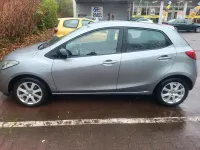 Usata Mazda 2 84 CV (61 kW) 2013 Grigio Utilitaria