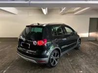 Gebraucht VW Golf Plus Cross Highline 140 PS (102 kW) 2011 Schwarz Van / Kleinbus