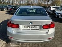 Gebraucht BMW 320 184 PS (135 kW) 2012 Silber Limousine