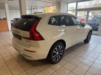 Gebraucht Volvo XC60 Inscription 197 PS (144 kW) 2022 Weiß SUV