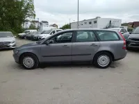 Używany Volvo V50 125 KM (91 kW) 2005 Szary Kombi