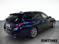 Gebraucht BMW 330e Shadowline 184 PS (135 kW) 2022 Blau Kombi