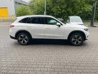 Gebraucht Mercedes GLC300e 204 PS (150 kW) 2024 Weiß SUV